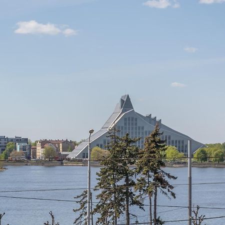 Cosy Studio With River View リガ エクステリア 写真