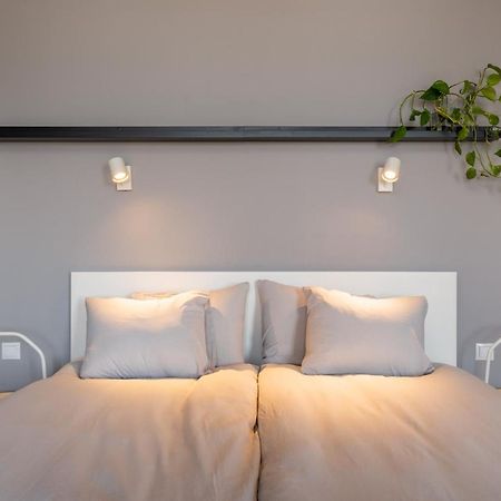 Cosy Studio With River View リガ エクステリア 写真